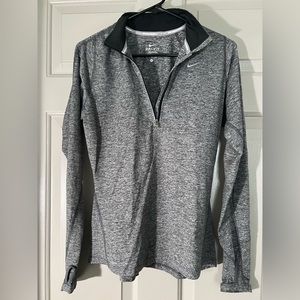 Nike Dri-Fit Women’s Quarter Zip Pullover - Size Small - Heather Gray